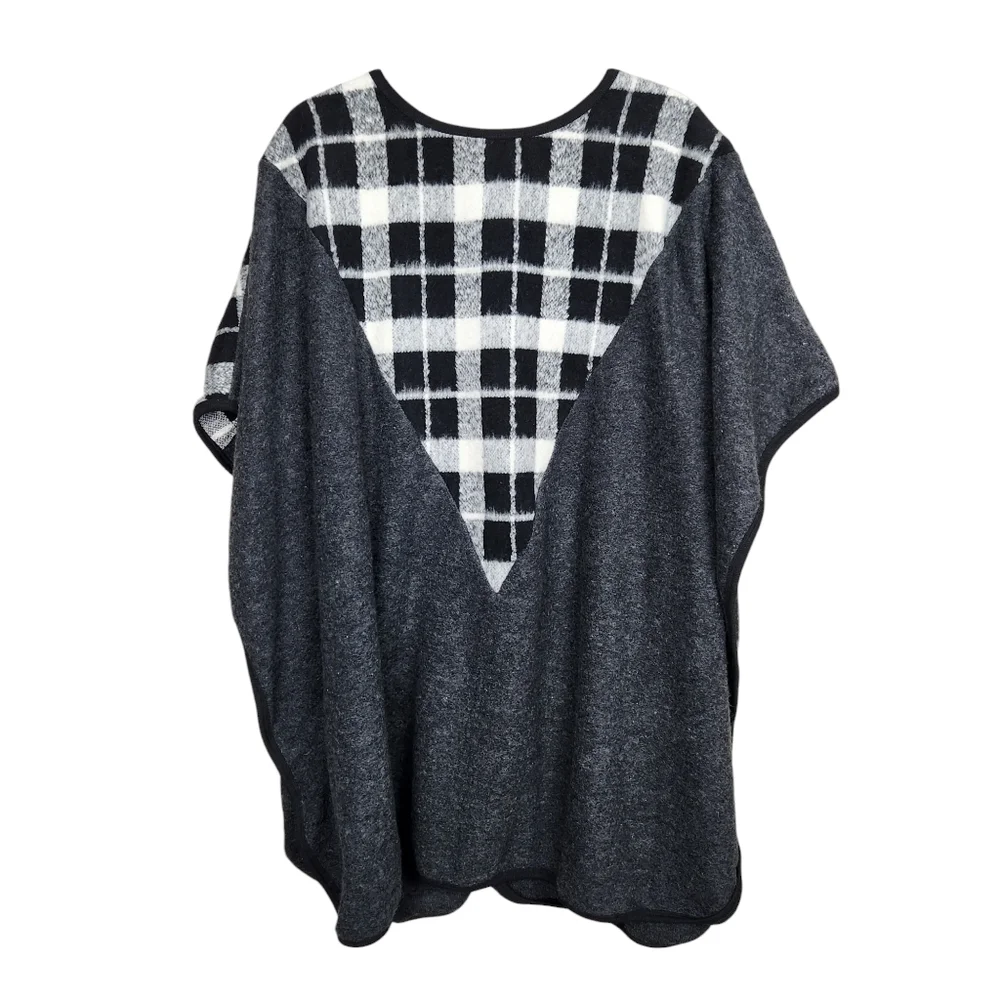 MINKPINK NWT Just Charming Shrug Poncho Gray Plaid OSFA Women's One Size